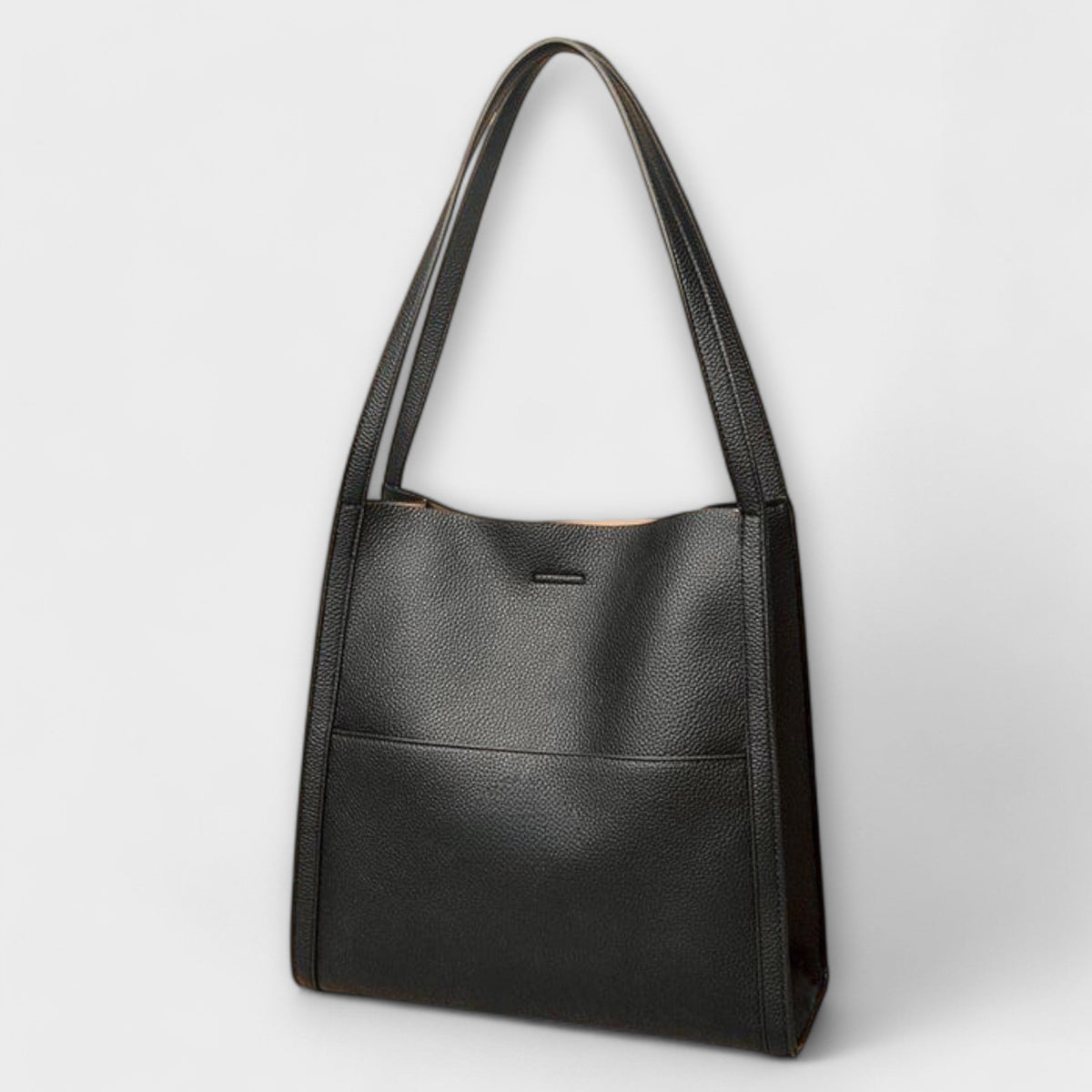 Bolsa de cuero hecha a mano